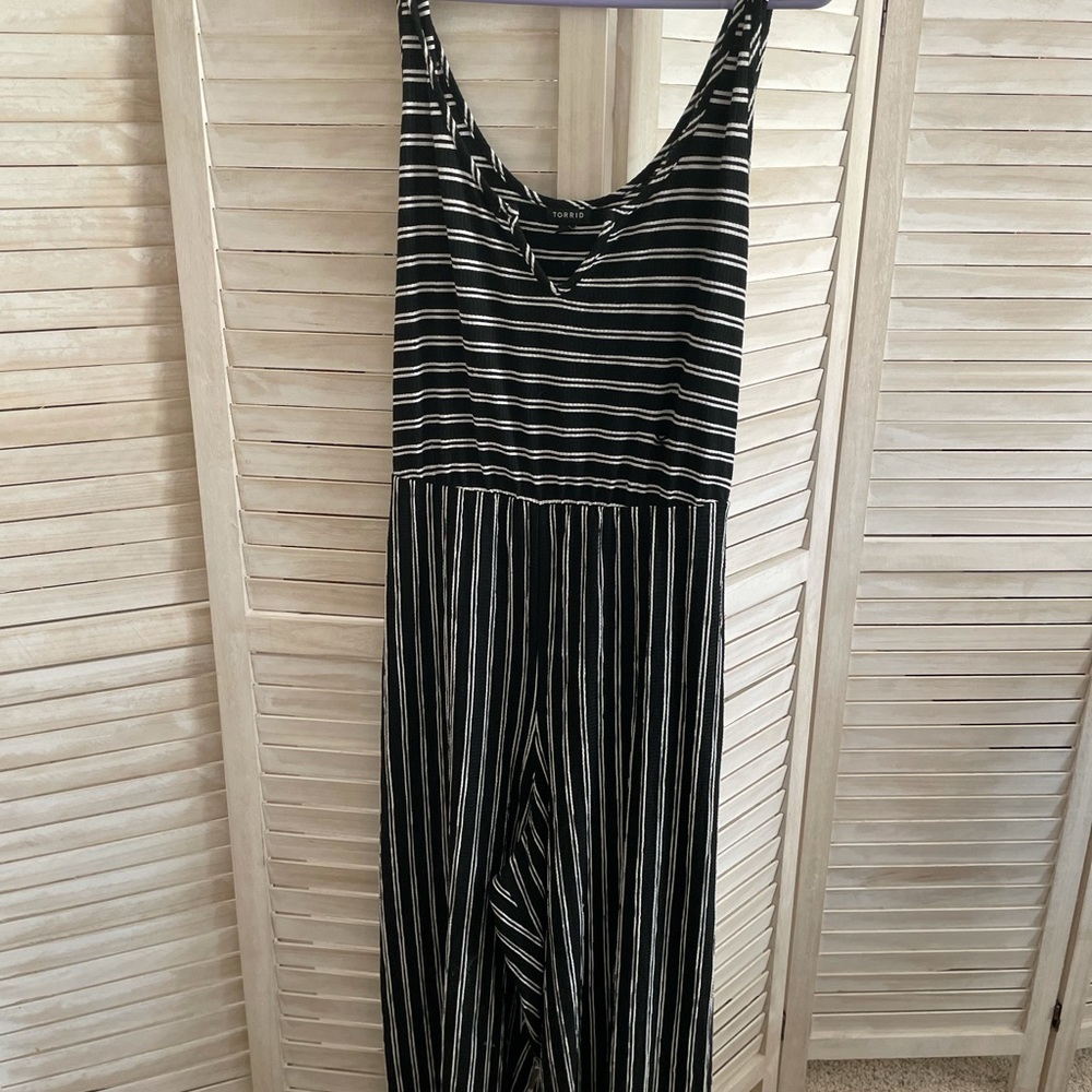 Torrid EUC Size 3 Pants Jumpsuit